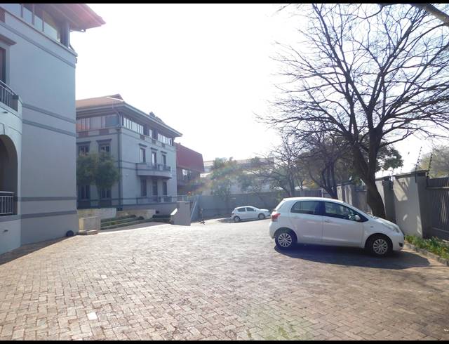 300M² OFFICE TO LET IN FERNDALE